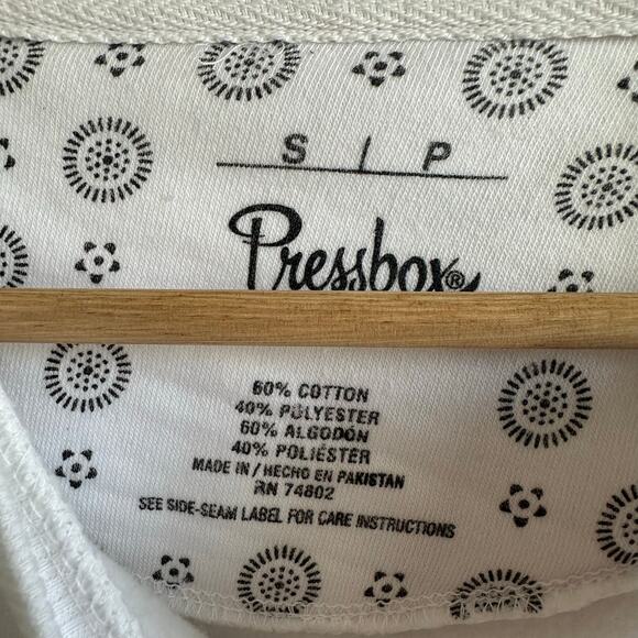 Baylor Bears Pressbox Women's Crewneck Sweatshirt White Small NEW - Picture 3 of 7